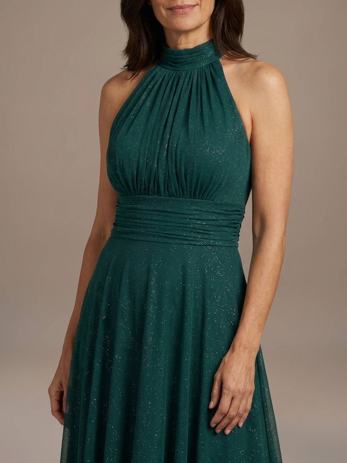 Vestido Halter de Gasa con Brillo
