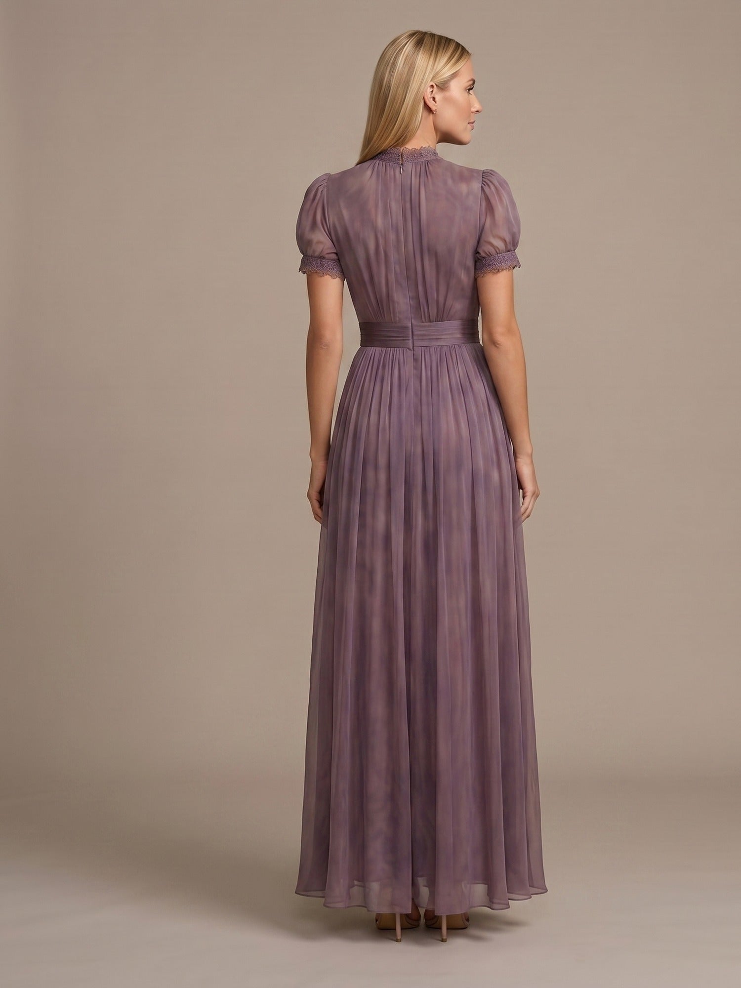 Vestido Largo de Chifón con Encaje