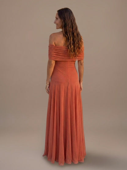 Vestido Largo de Gasa con Hombros Descubiertos - Teja